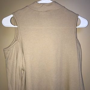 Off the shoulder long sleeve